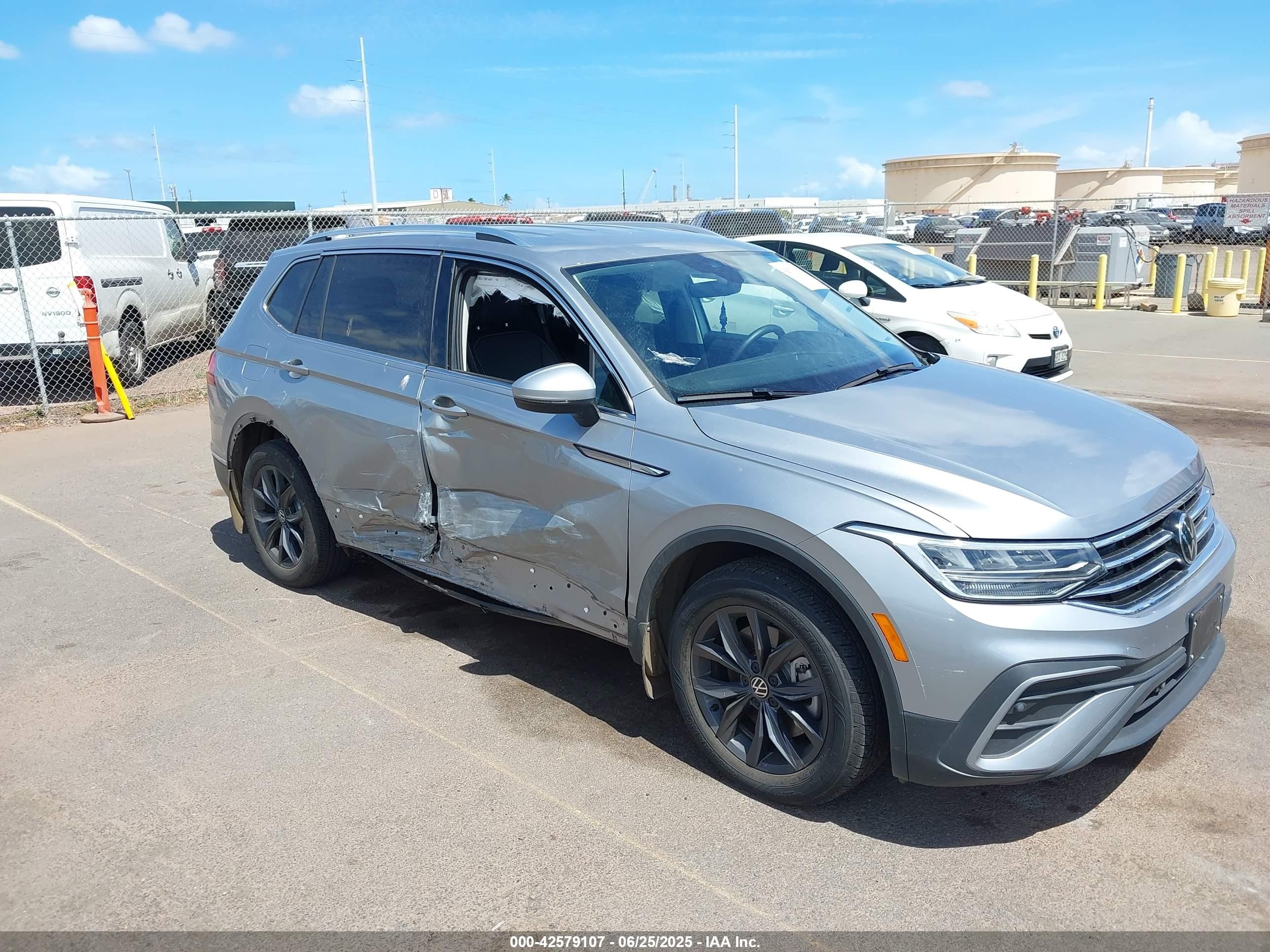 2024 Volkswagen Tiguan 2.0t Se/2.0t Wolfsburg Edition Silver vin: 3VV2B7AX9RM034389