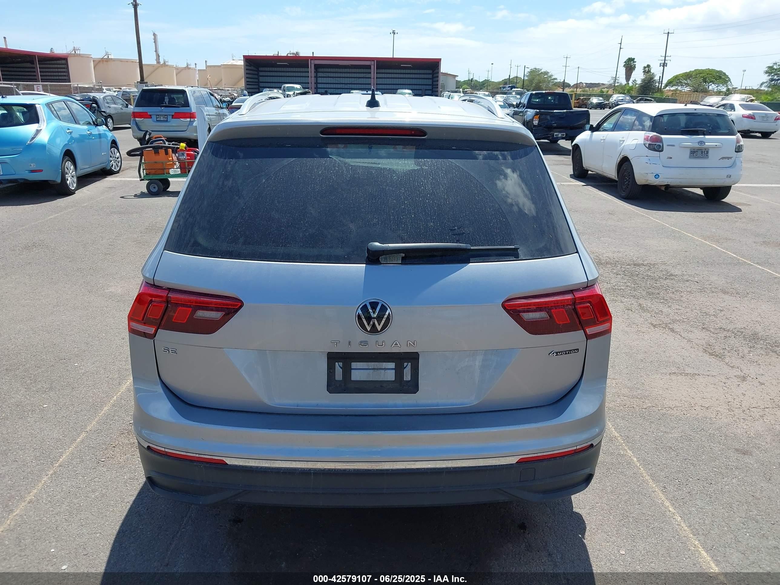 2024 Volkswagen Tiguan 2.0t Se/2.0t Wolfsburg Edition Silver vin: 3VV2B7AX9RM034389