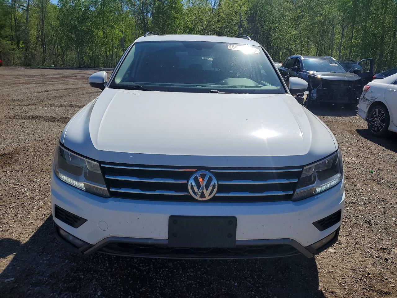 2018 Volkswagen Tiguan Se Белый vin: 3VV2B7AXXJM100324
