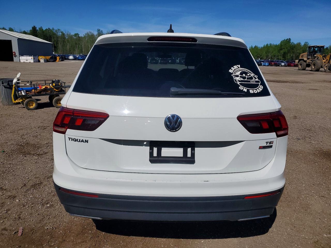 2018 Volkswagen Tiguan Se Белый vin: 3VV2B7AXXJM100324