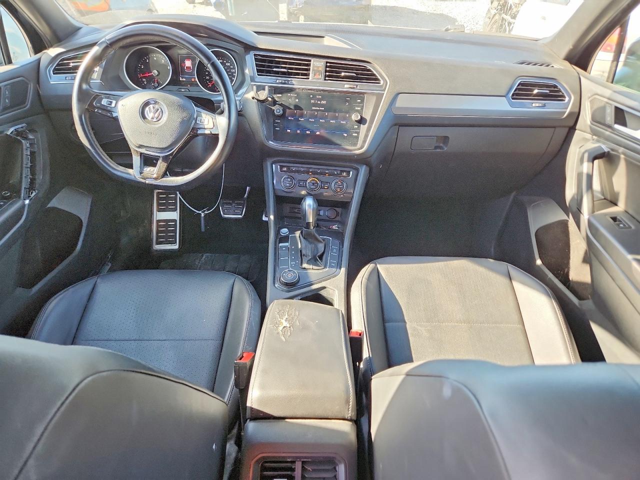 2020 Volkswagen Tiguan Black vin: 3VV2B7AXXLM178525