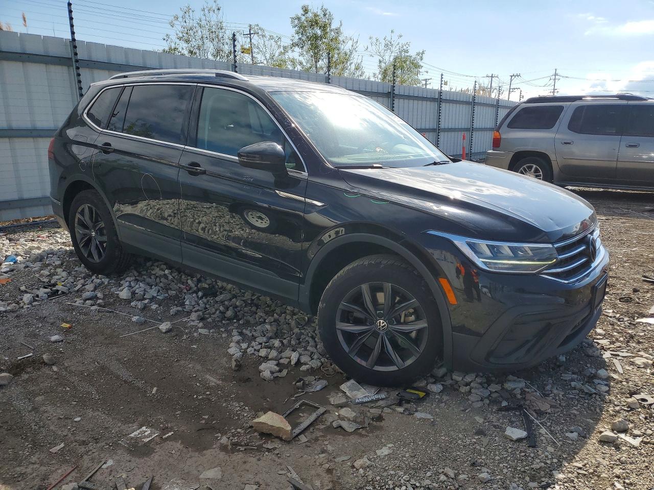 2023 Volkswagen Tiguan Se Черный vin: 3VV2B7AXXPM105774