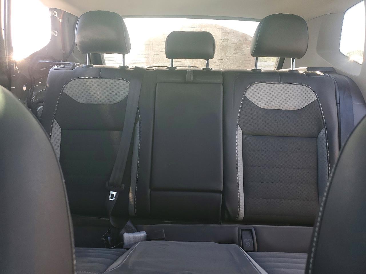 2022 Volkswagen Taos Sel Gray vin: 3VV2X7B22NM016069