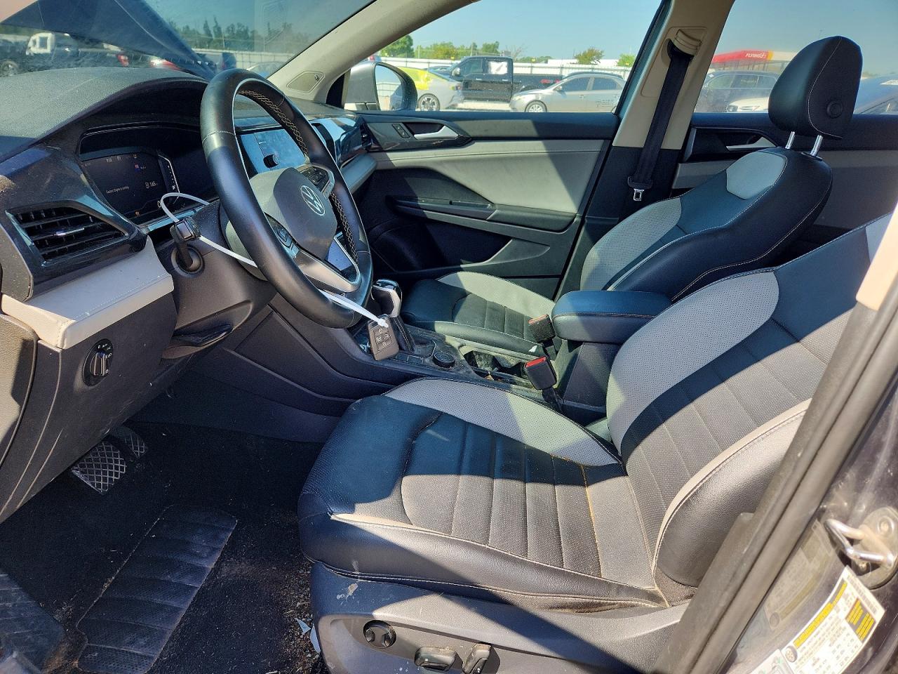 2022 Volkswagen Taos Sel Gray vin: 3VV2X7B27NM044370