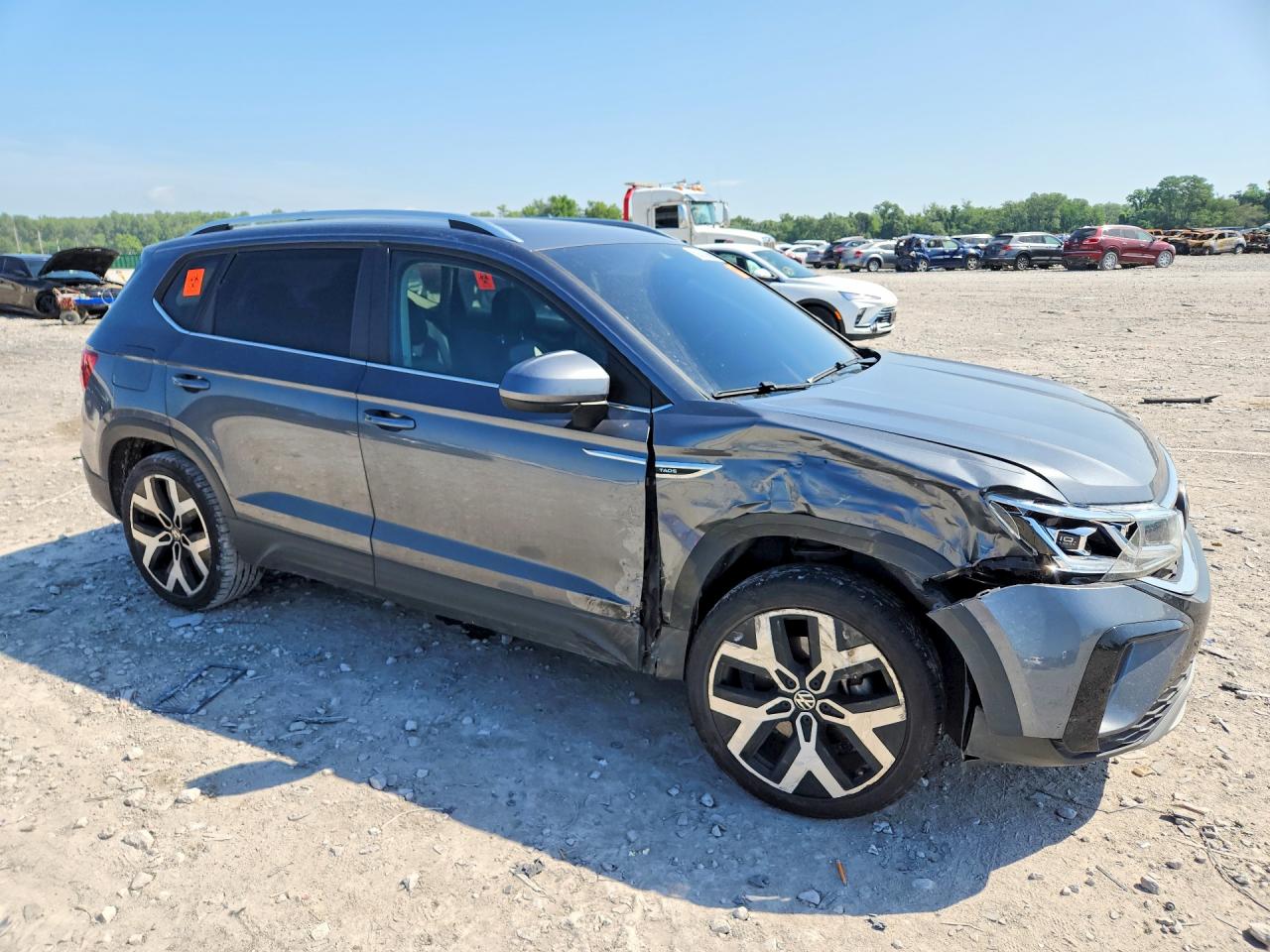 2022 Volkswagen Taos Sel Gray vin: 3VV2X7B27NM044370
