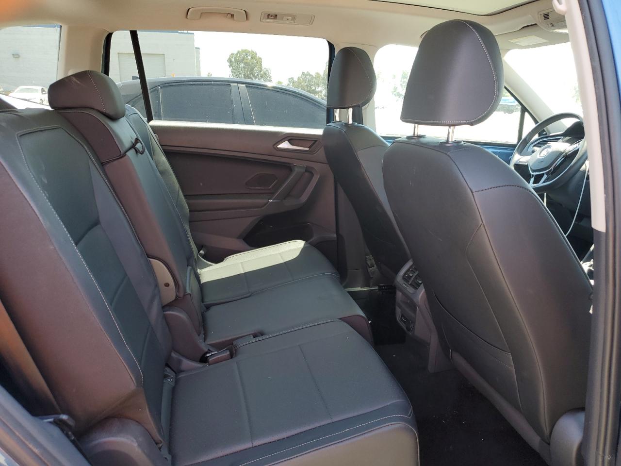 2020 Volkswagen Tiguan Se Blue vin: 3VV3B7AX0LM092371