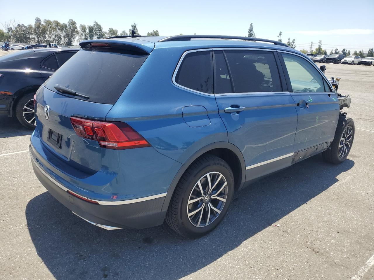 2020 Volkswagen Tiguan Se Blue vin: 3VV3B7AX0LM092371