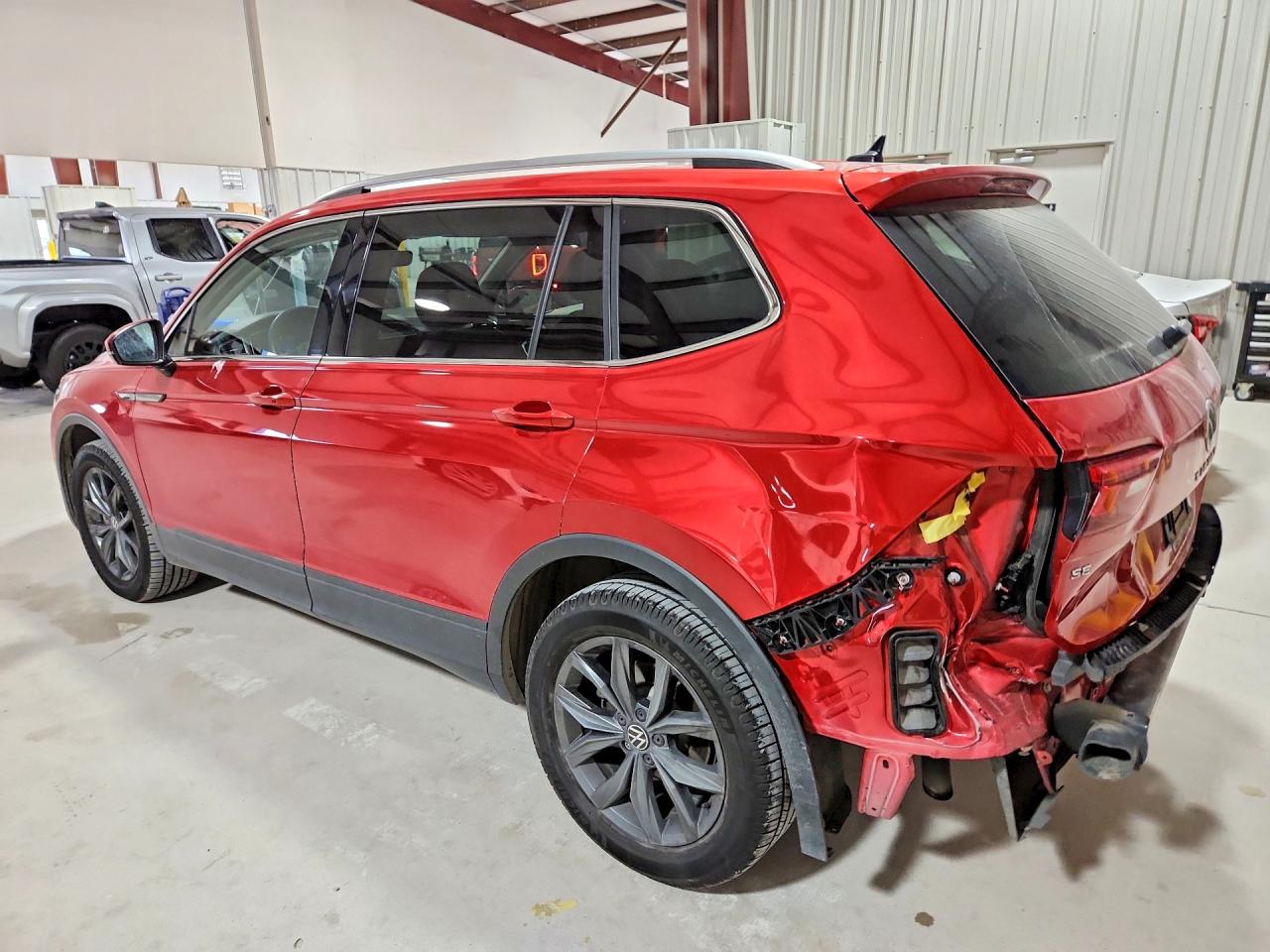 2022 Volkswagen Tiguan Se Red vin: 3VV3B7AX1NM129849
