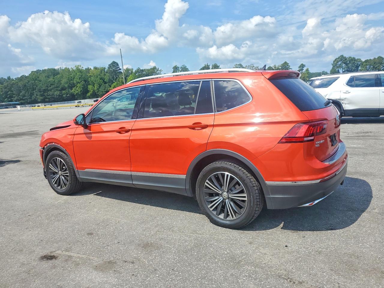 2019 Volkswagen Tiguan Se Orange vin: 3VV3B7AX2KM134473