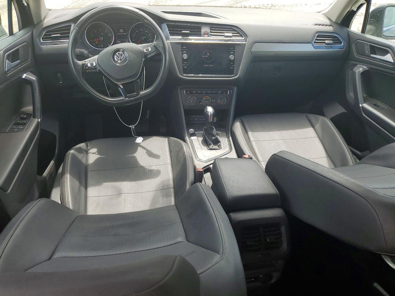 2020 Volkswagen Tiguan Se Черный vin: 3VV3B7AX2LM104925
