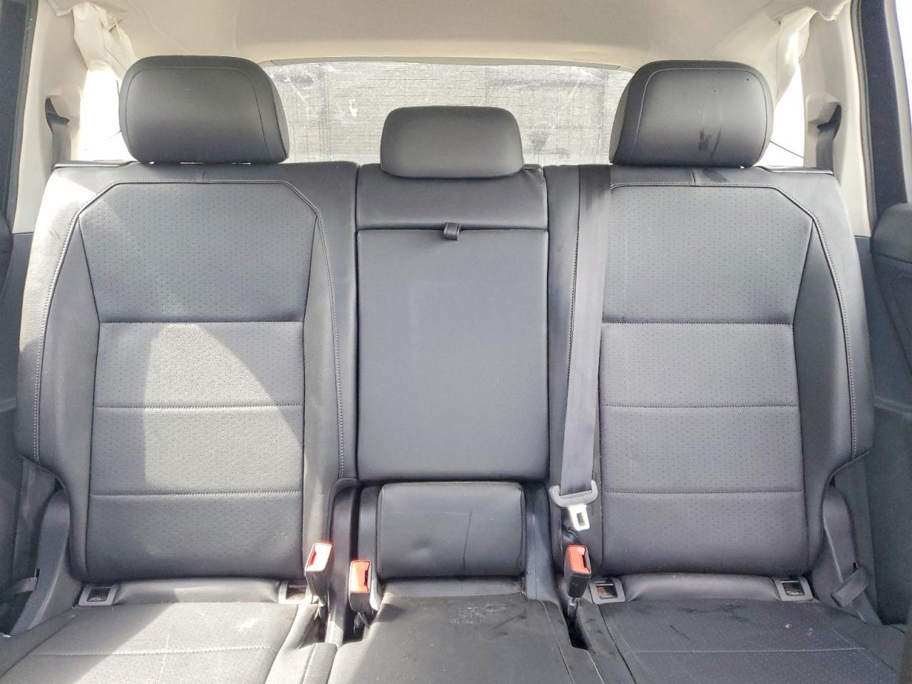 2020 Volkswagen Tiguan Se Черный vin: 3VV3B7AX2LM104925
