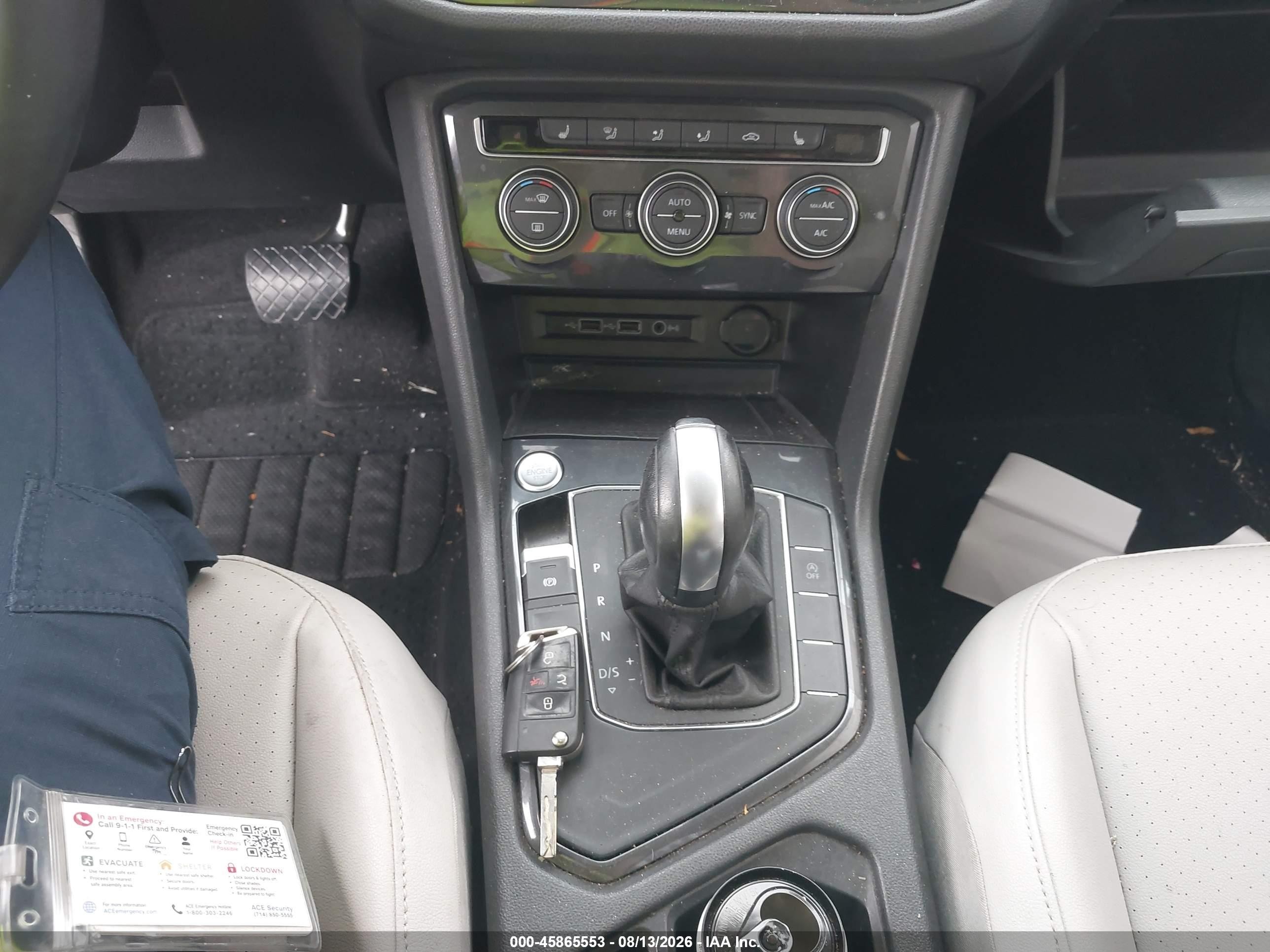 2020 Volkswagen Tiguan 2.0t Se/2.0t Se R-line Black/2.0t Sel Blue vin: 3VV3B7AX2LM119182