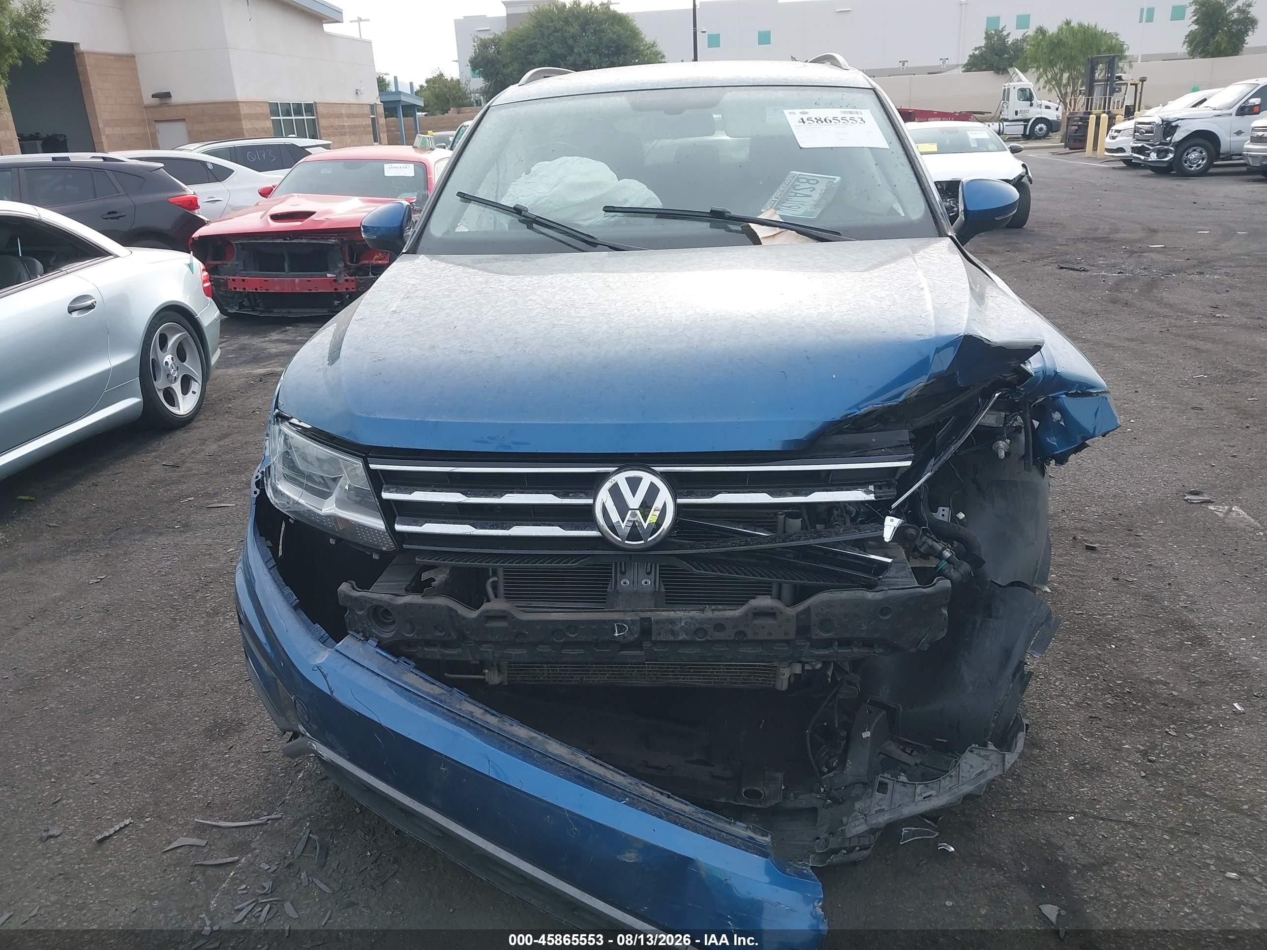 2020 Volkswagen Tiguan 2.0t Se/2.0t Se R-line Black/2.0t Sel Blue vin: 3VV3B7AX2LM119182