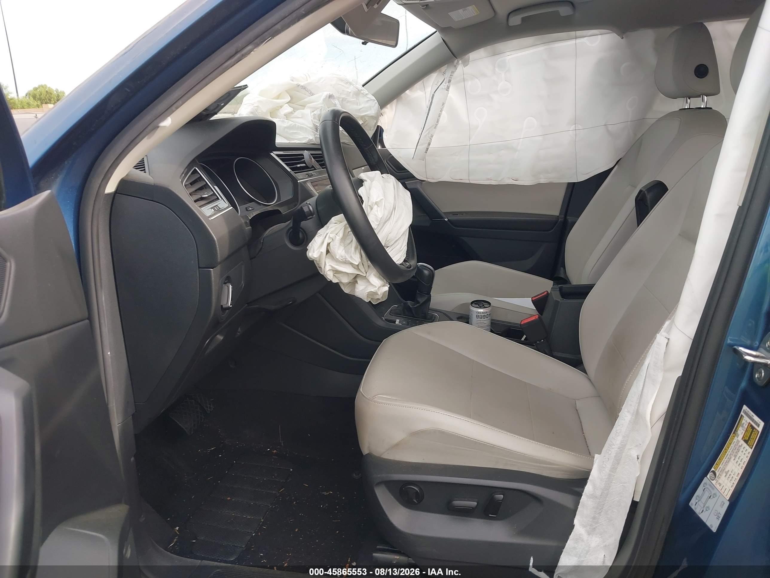2020 Volkswagen Tiguan 2.0t Se/2.0t Se R-line Black/2.0t Sel Blue vin: 3VV3B7AX2LM119182