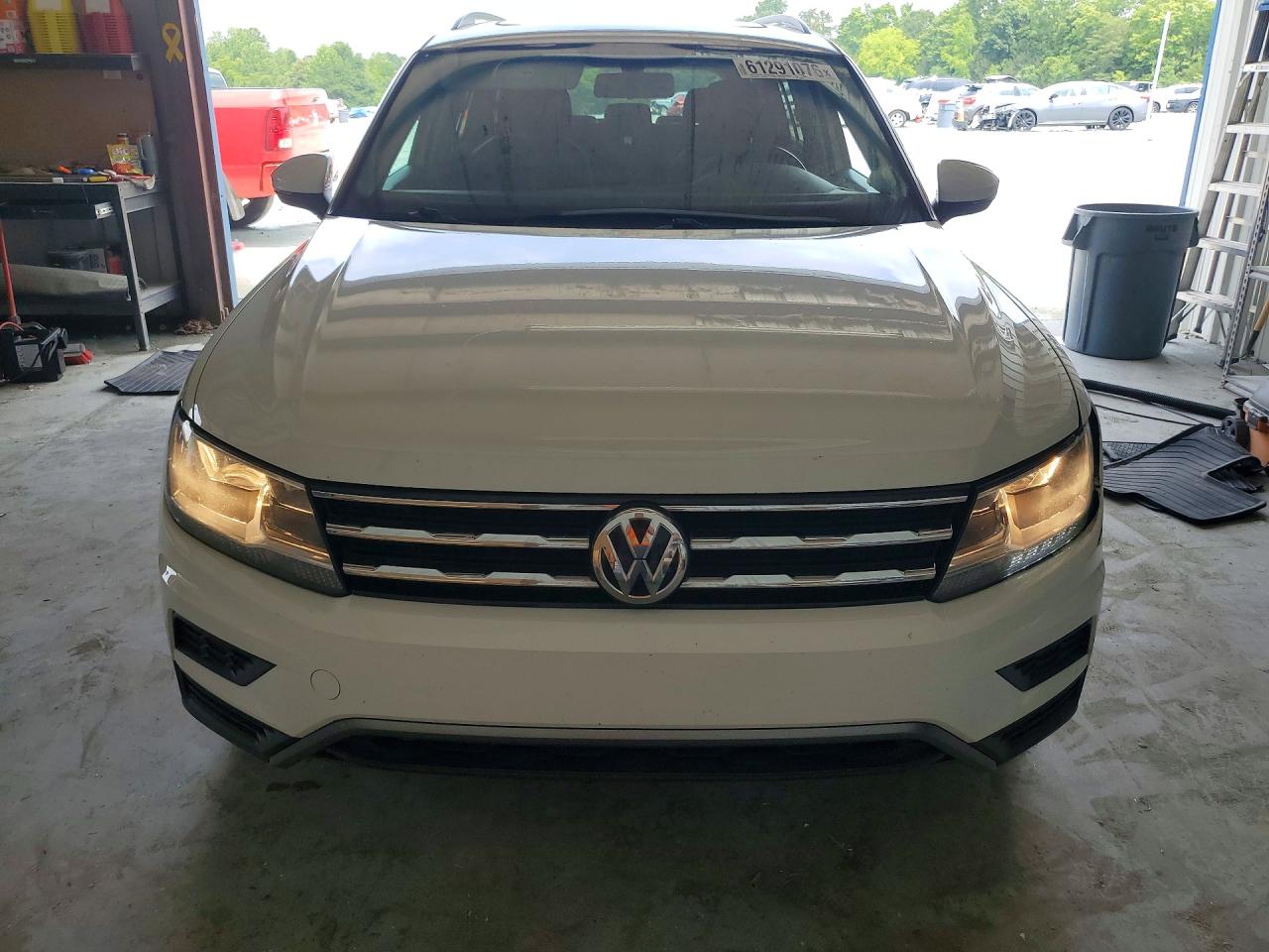 2019 Volkswagen Tiguan Se/sel/sel R-line Jet-black/sel R-line White vin: 3VV3B7AX3KM039453