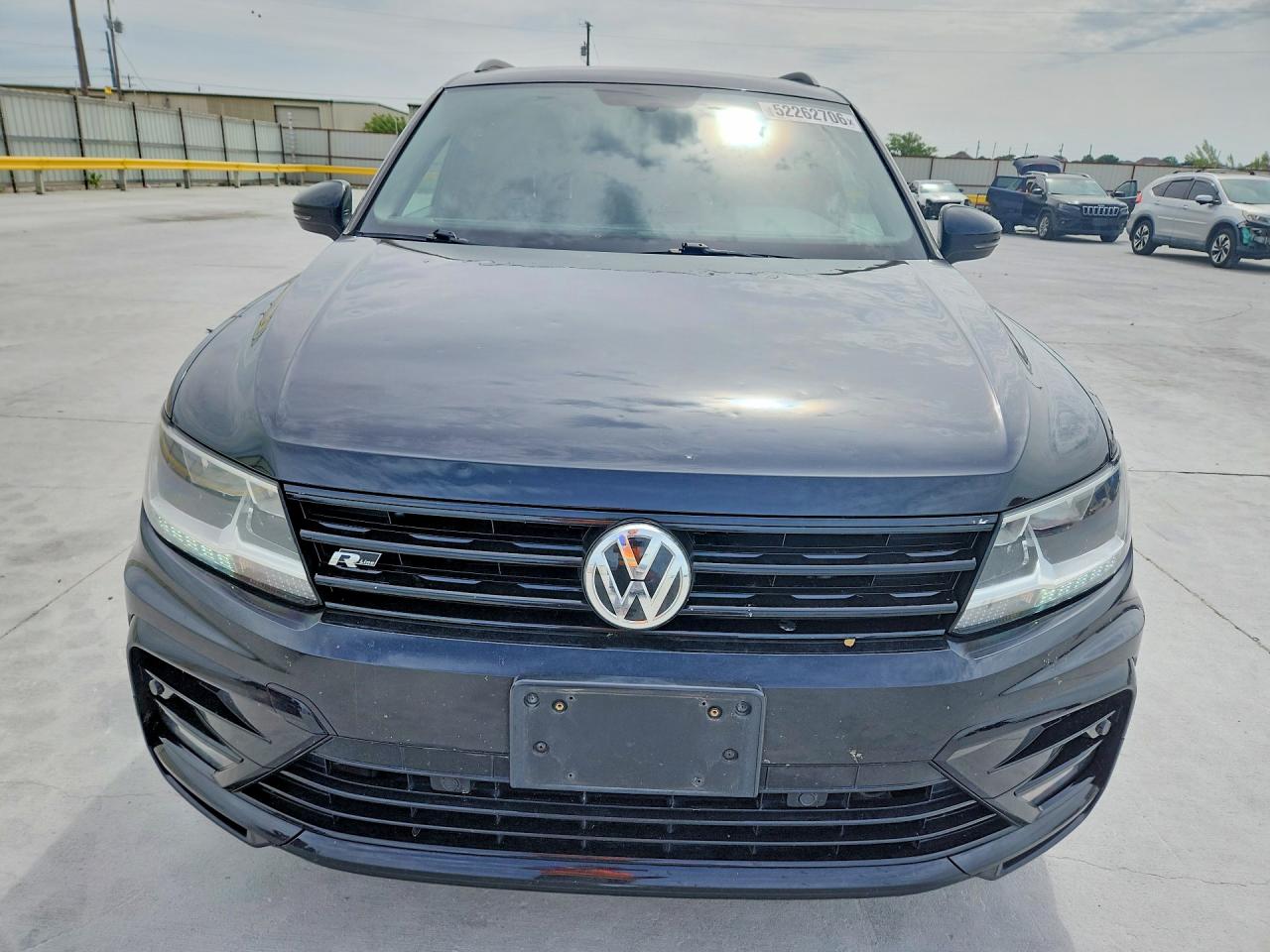 2020 Volkswagen Tiguan Se Black vin: 3VV3B7AX3LM131907