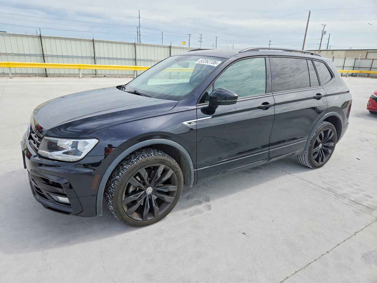 2020 Volkswagen Tiguan Se Black vin: 3VV3B7AX3LM131907