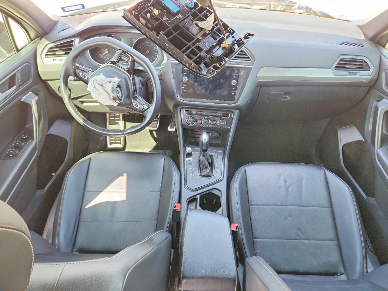 2021 Volkswagen Tiguan Se Silver vin: 3VV3B7AX3MM091135