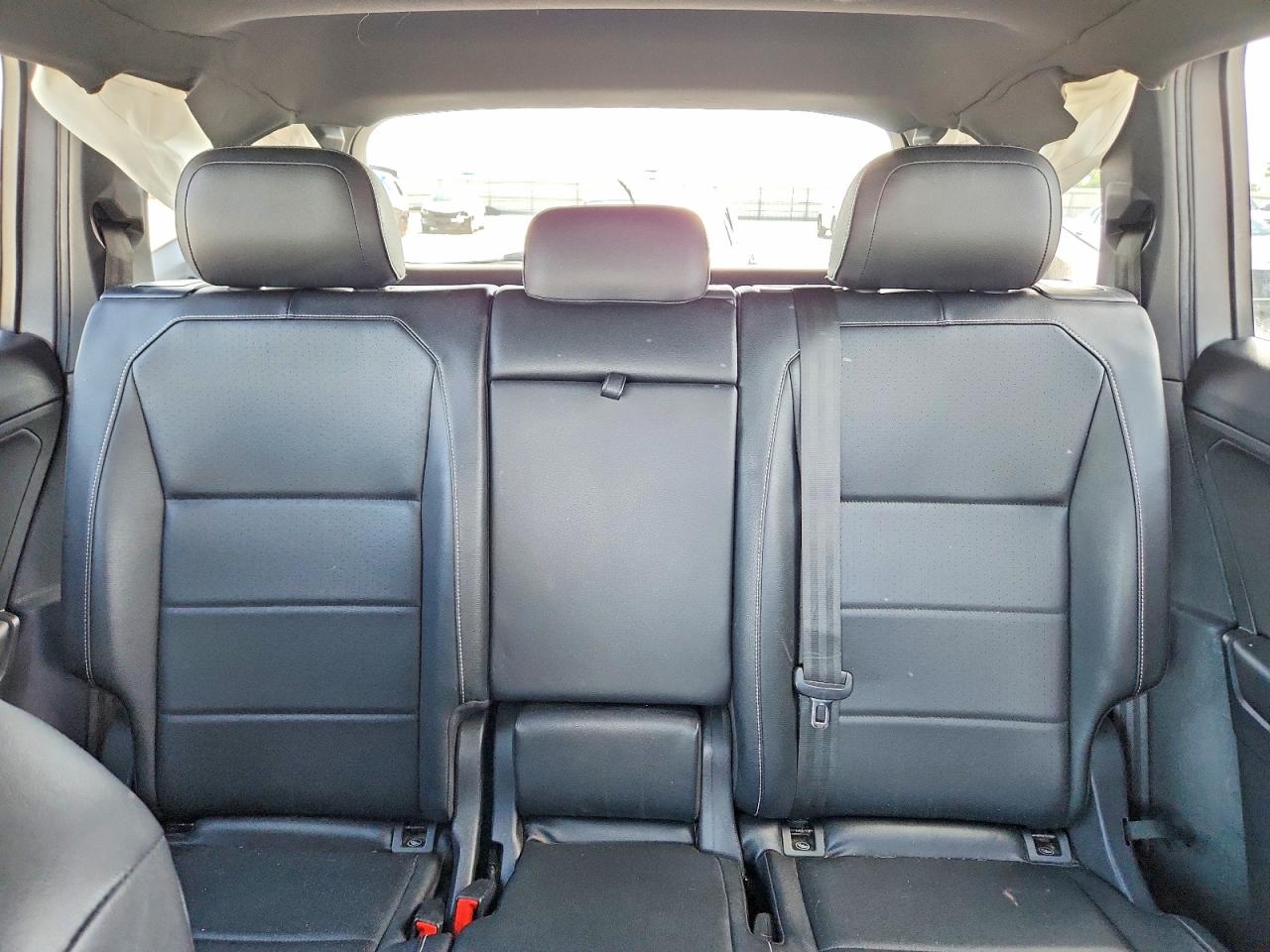 2021 Volkswagen Tiguan Se Silver vin: 3VV3B7AX3MM091135