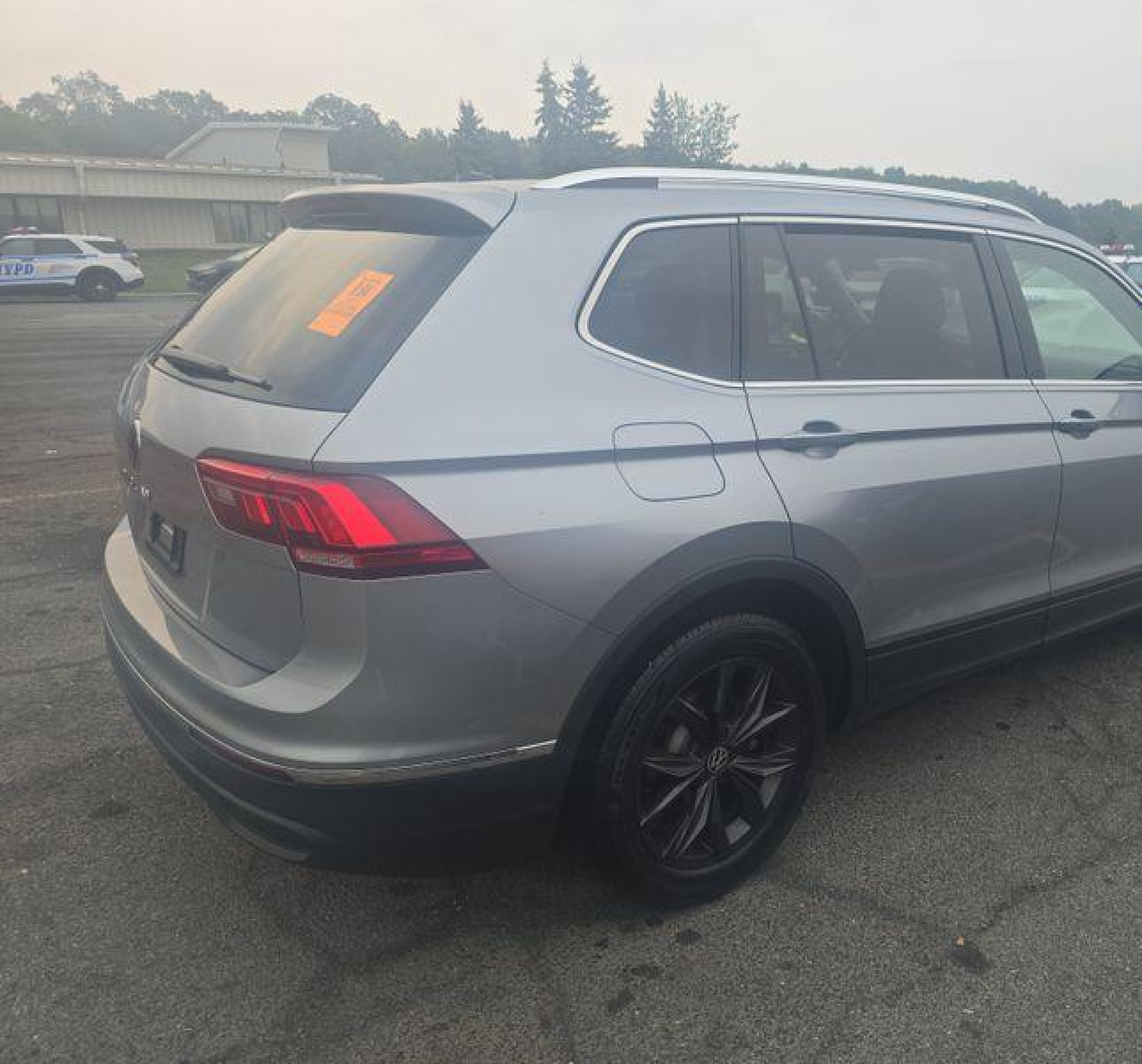 2024 Volkswagen Tiguan 2.0t Se/2.0t Wolfsburg Edition vin: 3VV3B7AX3RM083320