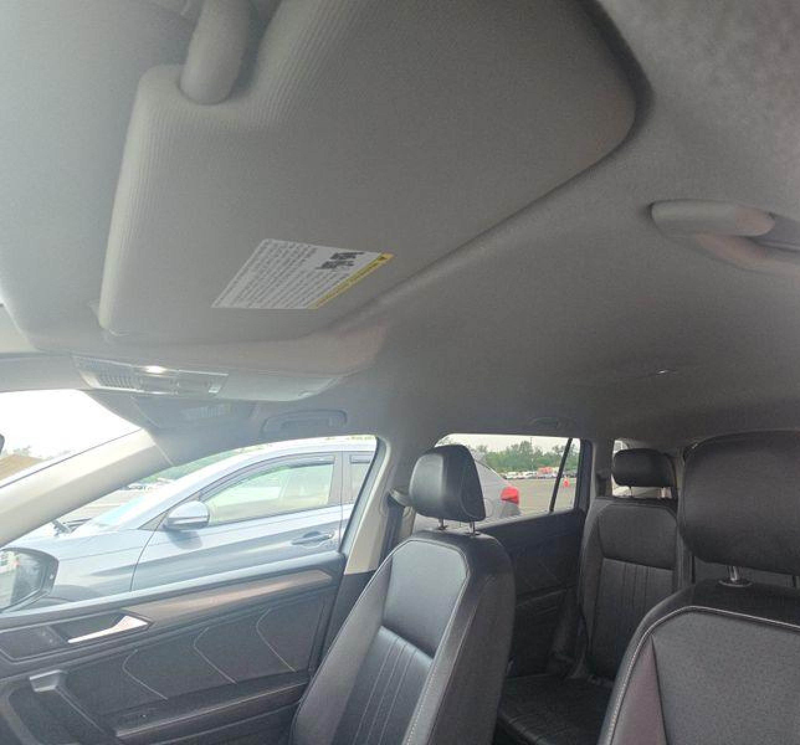 2024 Volkswagen Tiguan 2.0t Se/2.0t Wolfsburg Edition vin: 3VV3B7AX3RM083320