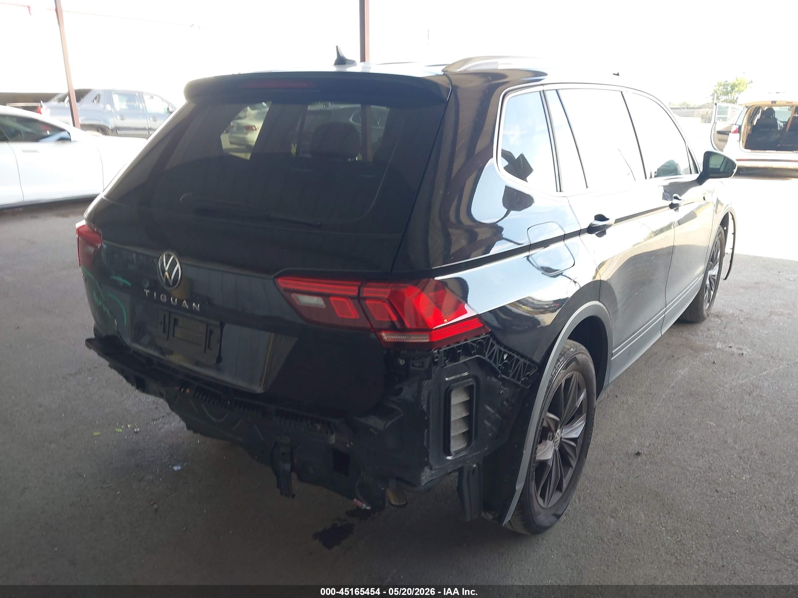 2022 Volkswagen Tiguan 2.0t Se Черный vin: 3VV3B7AX4NM141624