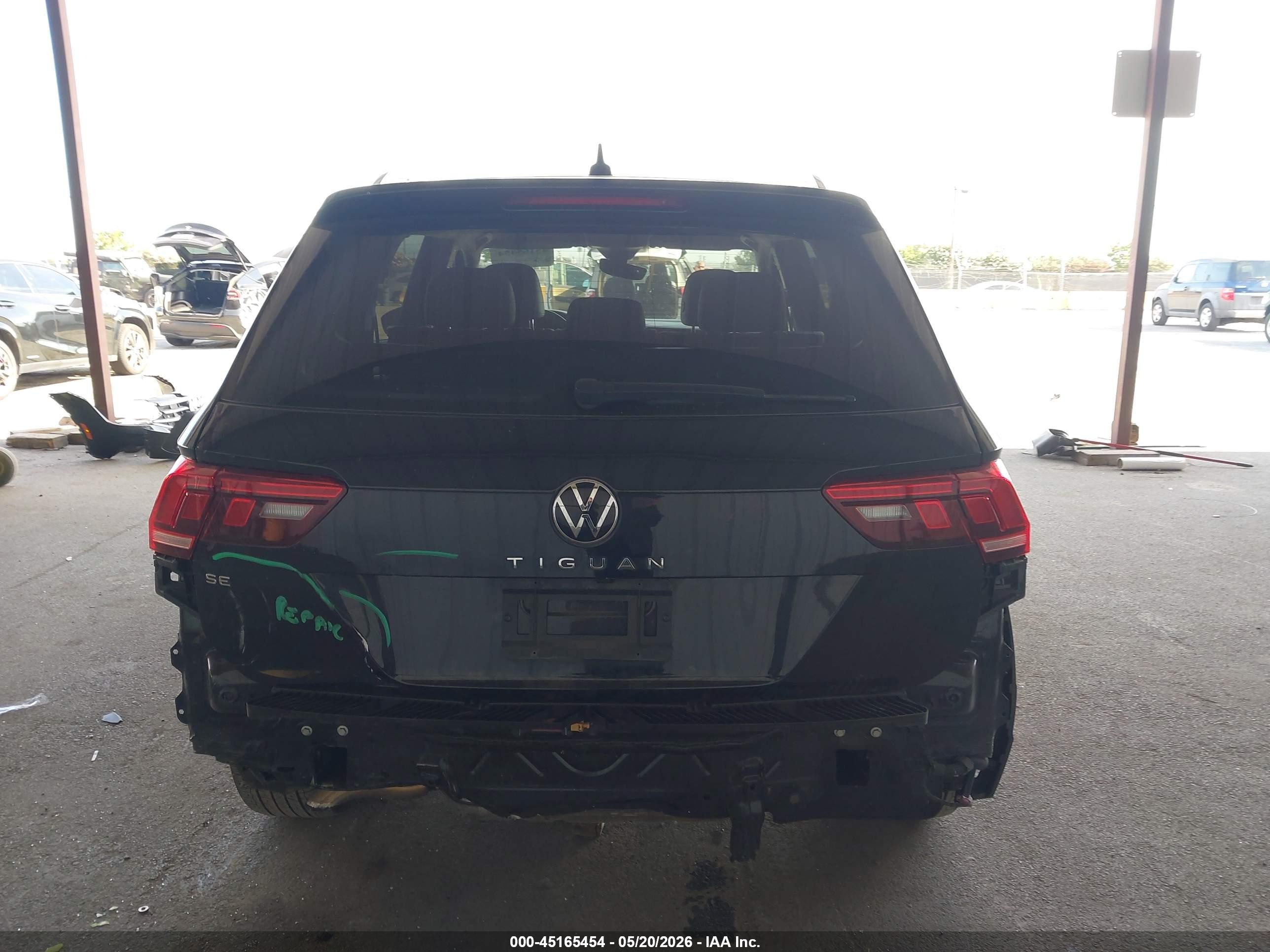 2022 Volkswagen Tiguan 2.0t Se Черный vin: 3VV3B7AX4NM141624