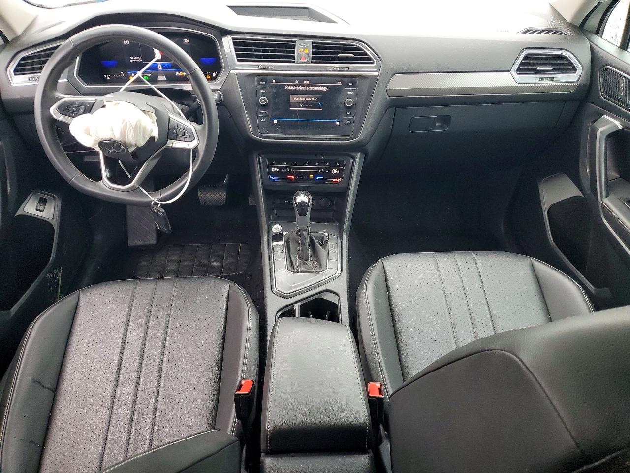 2024 Volkswagen Tiguan Se White vin: 3VV3B7AX4RM047328