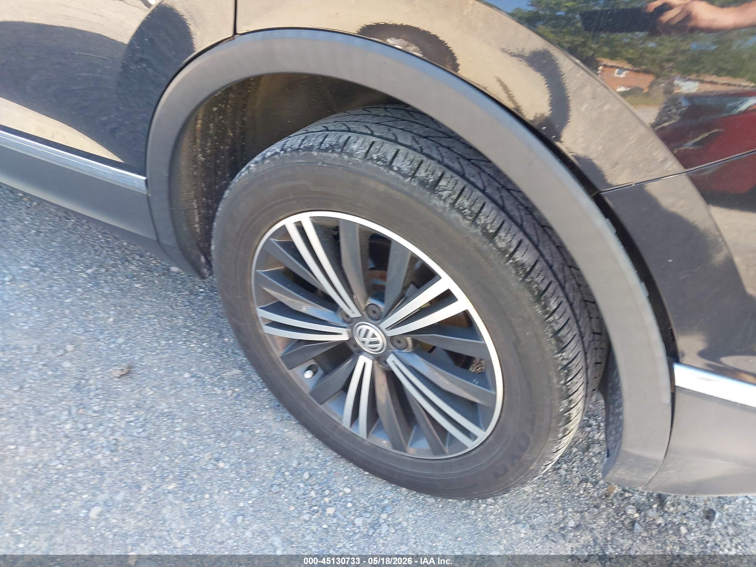 2019 Volkswagen Tiguan 2.0t Se/2.0t Sel/2.0t Sel R-line/2.0t Sel R-line Black Black vin: 3VV3B7AX5KM103699