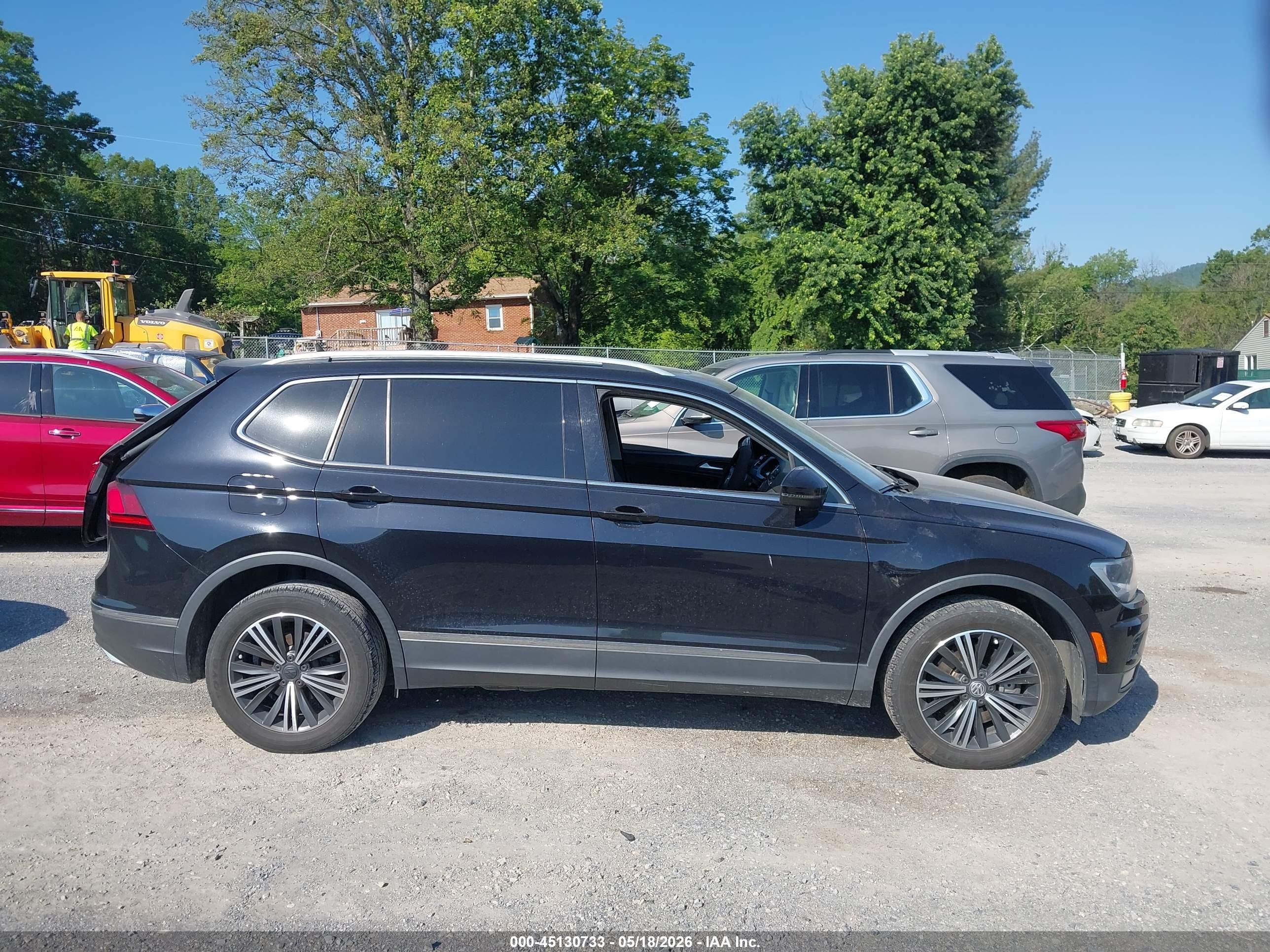 2019 Volkswagen Tiguan 2.0t Se/2.0t Sel/2.0t Sel R-line/2.0t Sel R-line Black Black vin: 3VV3B7AX5KM103699
