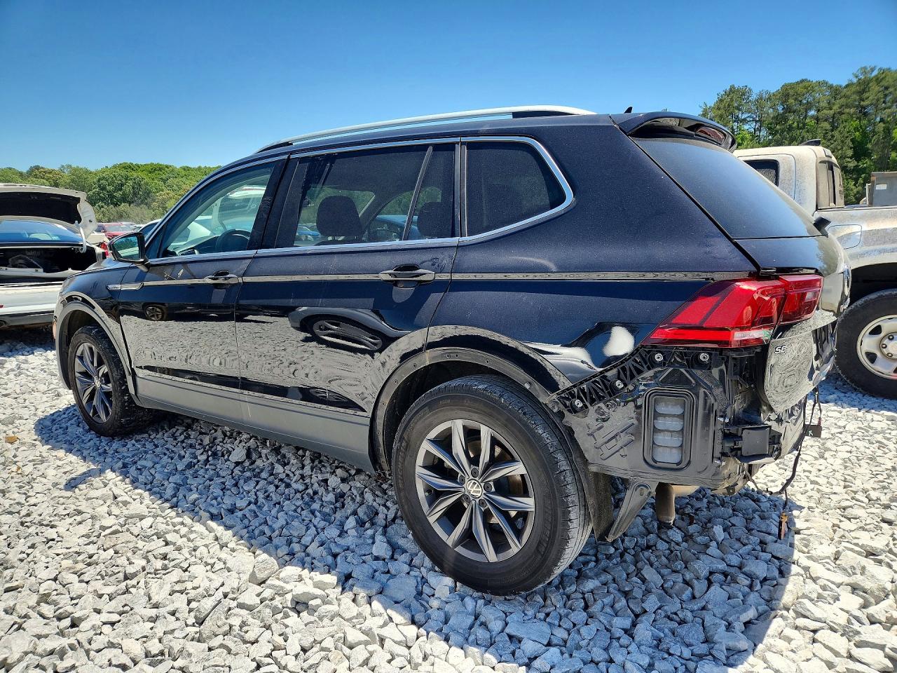 2022 Volkswagen Tiguan Se Black vin: 3VV3B7AX6NM072371