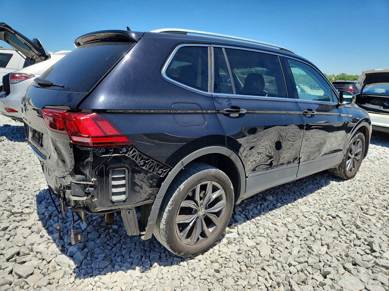 2022 Volkswagen Tiguan Se Black vin: 3VV3B7AX6NM072371