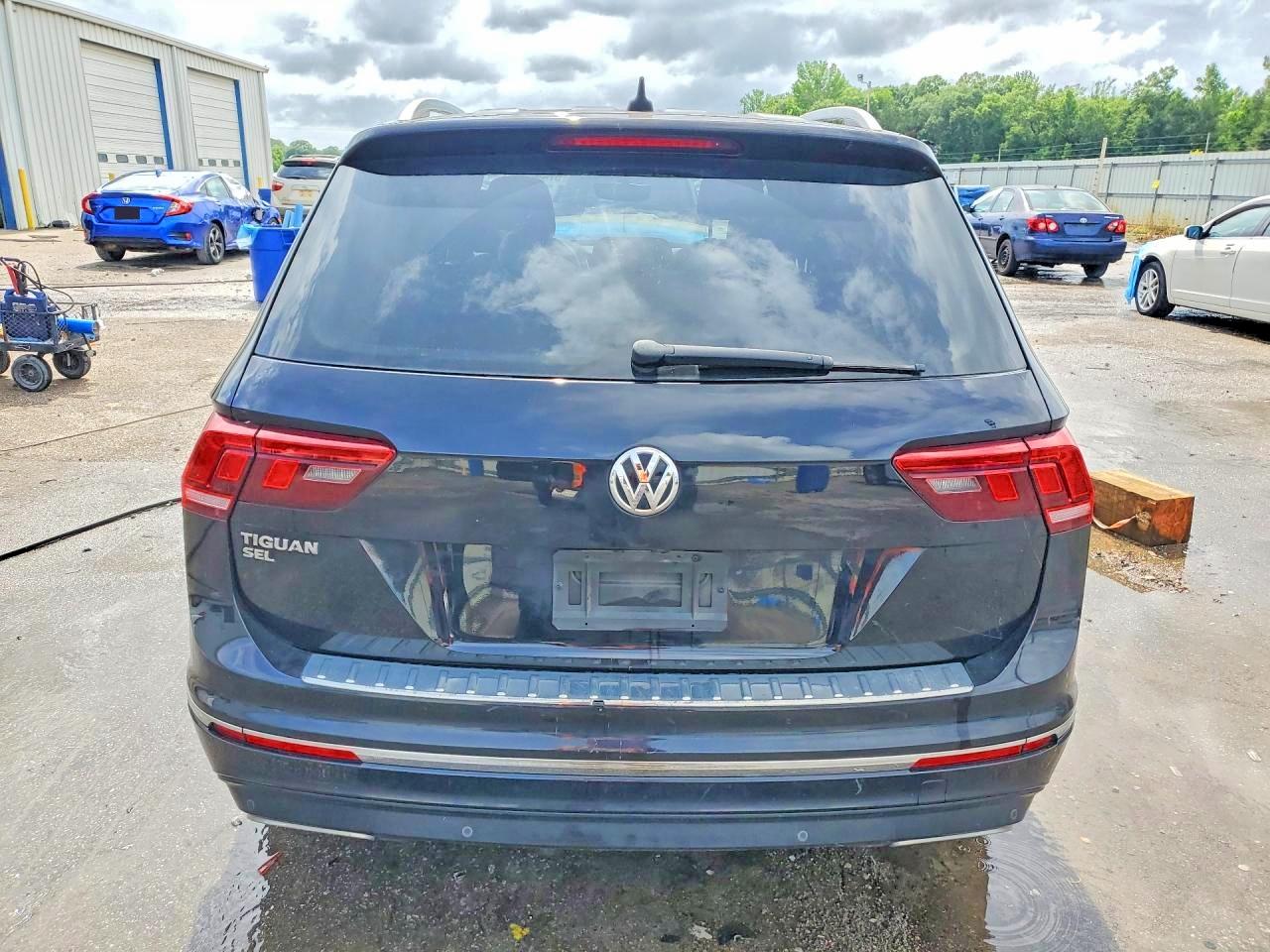 2019 Volkswagen Tiguan Se Black vin: 3VV3B7AX7KM065313
