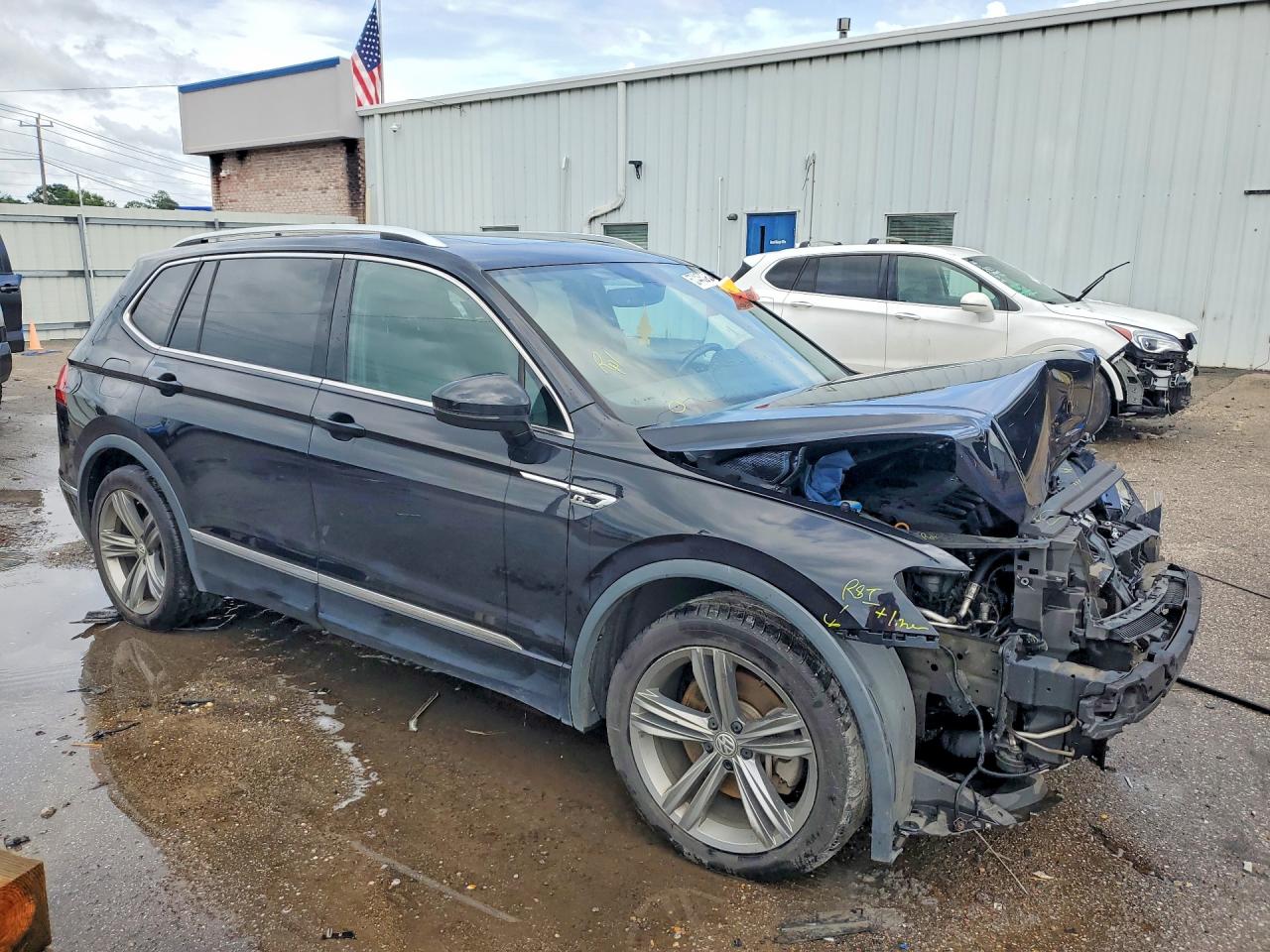 2019 Volkswagen Tiguan Se Black vin: 3VV3B7AX7KM065313