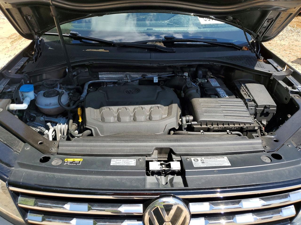 2020 Volkswagen Tiguan Se Silver vin: 3VV3B7AX7LM017795