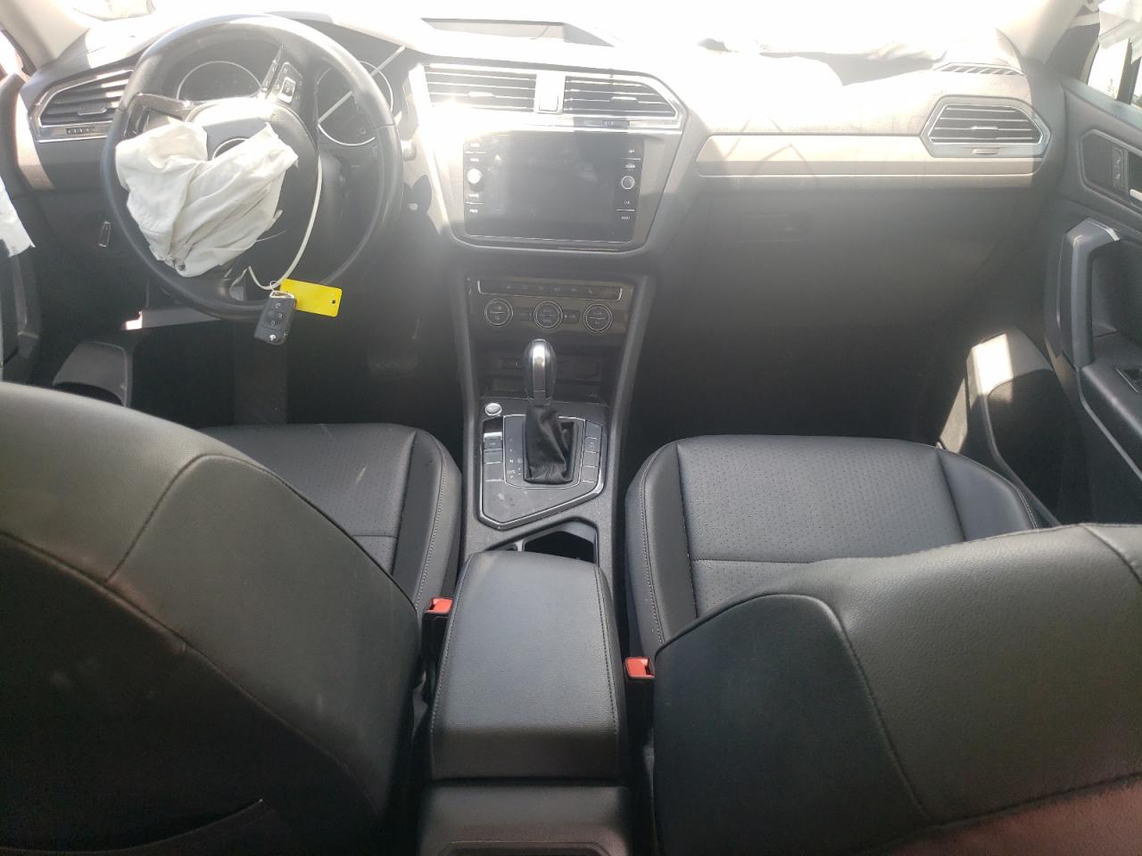 2019 Volkswagen Tiguan Se Gray vin: 3VV3B7AX8KM154369