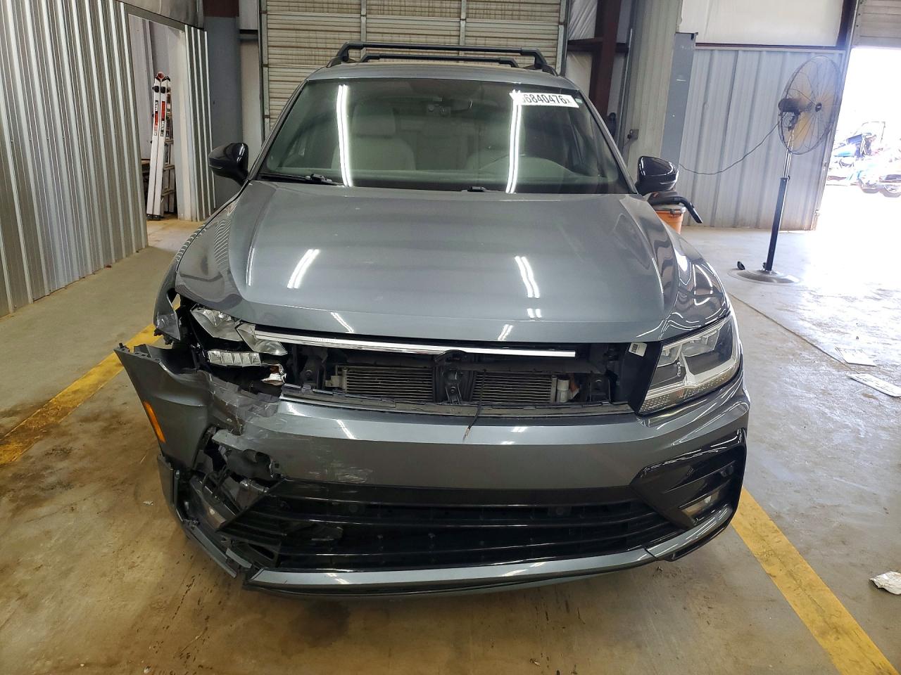 2020 Volkswagen Tiguan Se Gray vin: 3VV3B7AX8LM162473