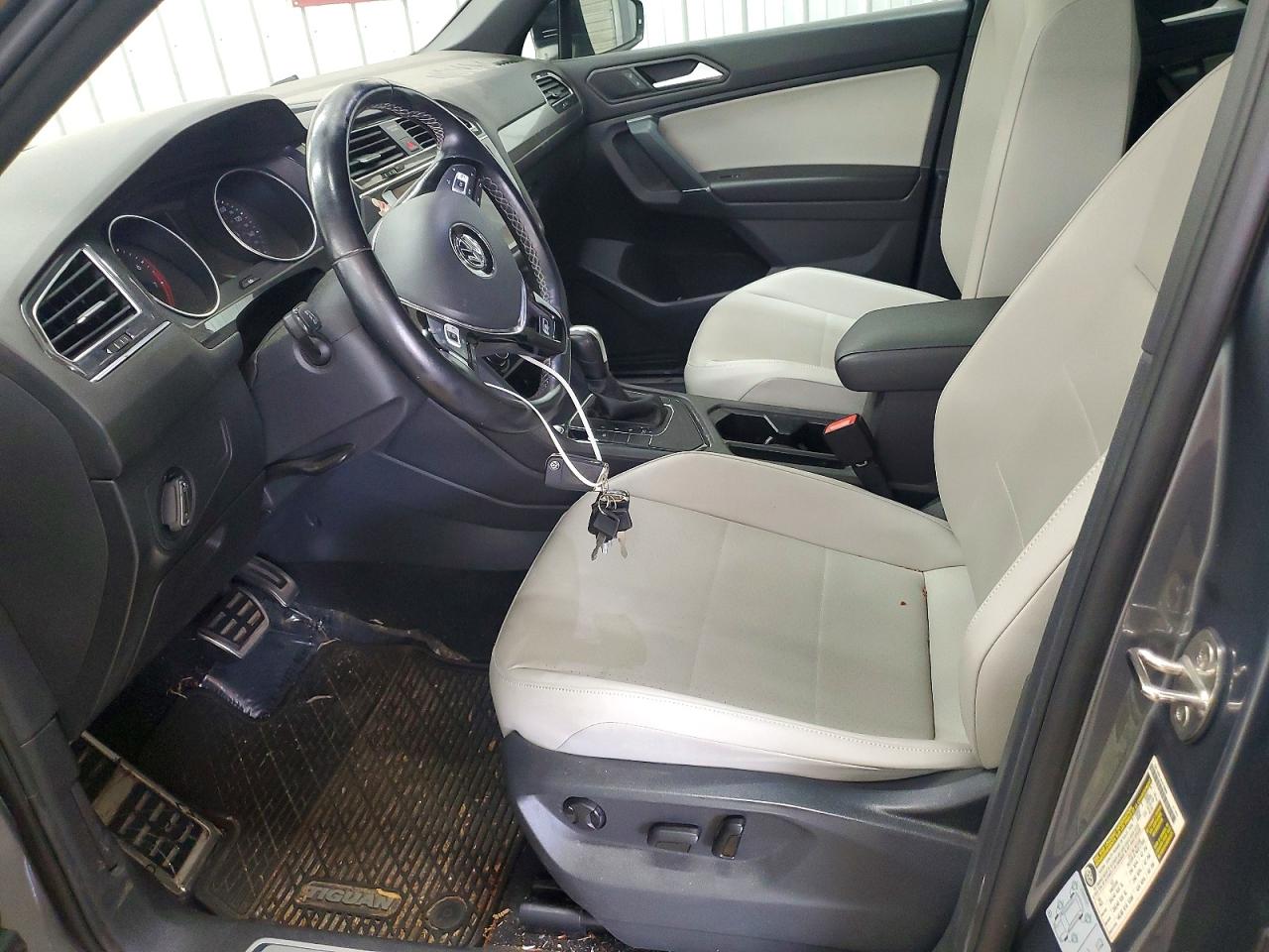 2020 Volkswagen Tiguan Se Gray vin: 3VV3B7AX8LM162473