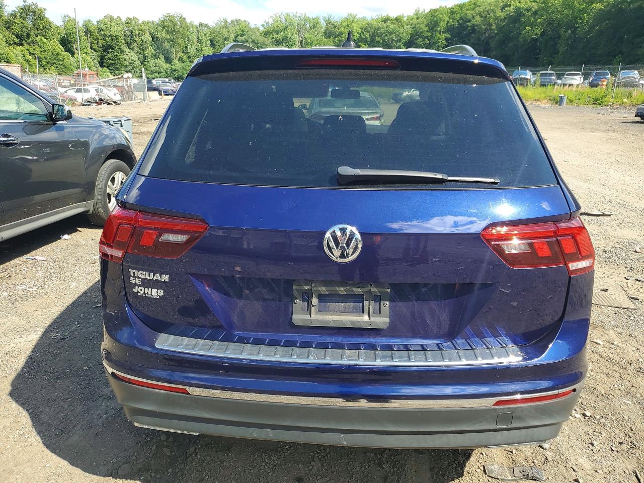 2021 Volkswagen Tiguan Se Blue vin: 3VV3B7AX8MM059040