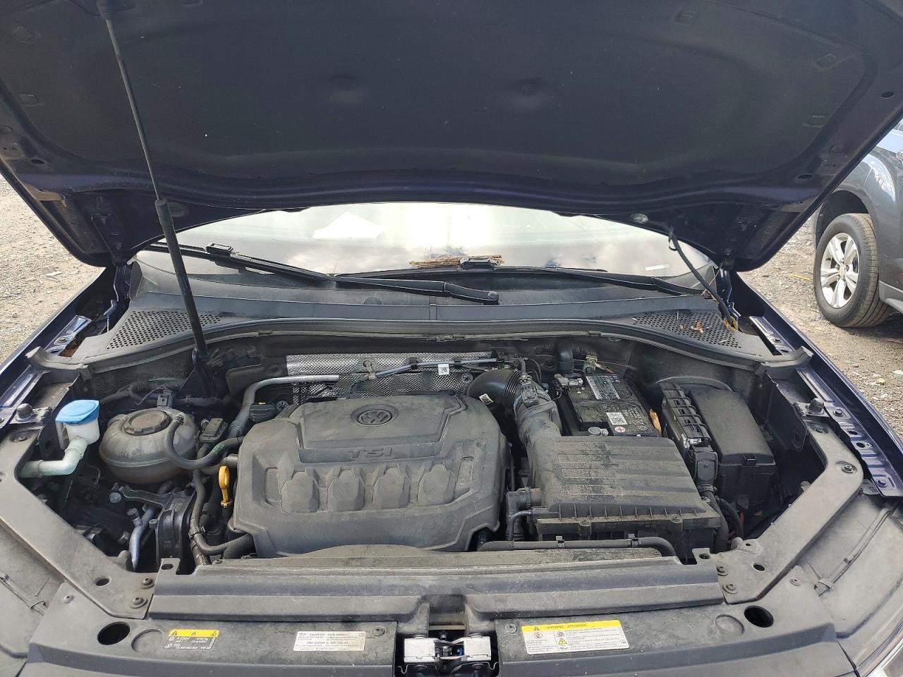 2021 Volkswagen Tiguan Se Blue vin: 3VV3B7AX8MM059040