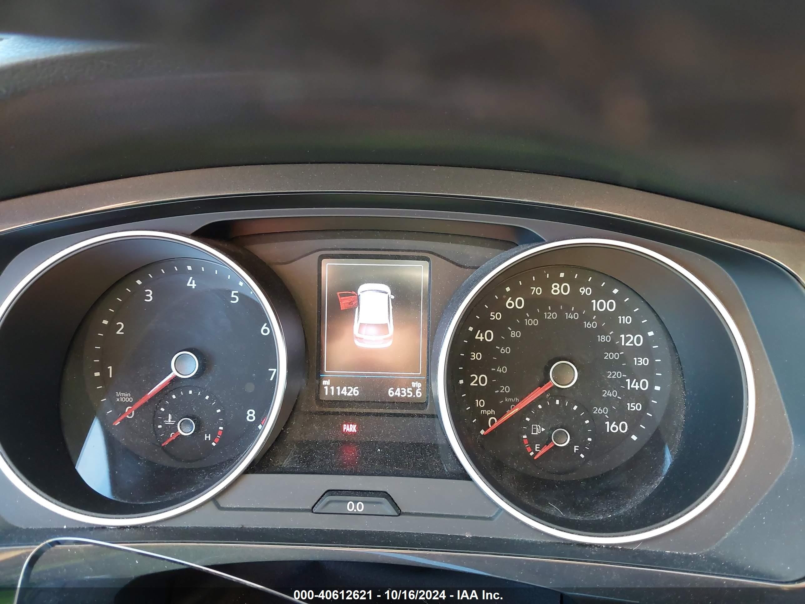 2018 Volkswagen Tiguan 2.0t Se/2.0t Sel White vin: 3VV3B7AXXJM190854