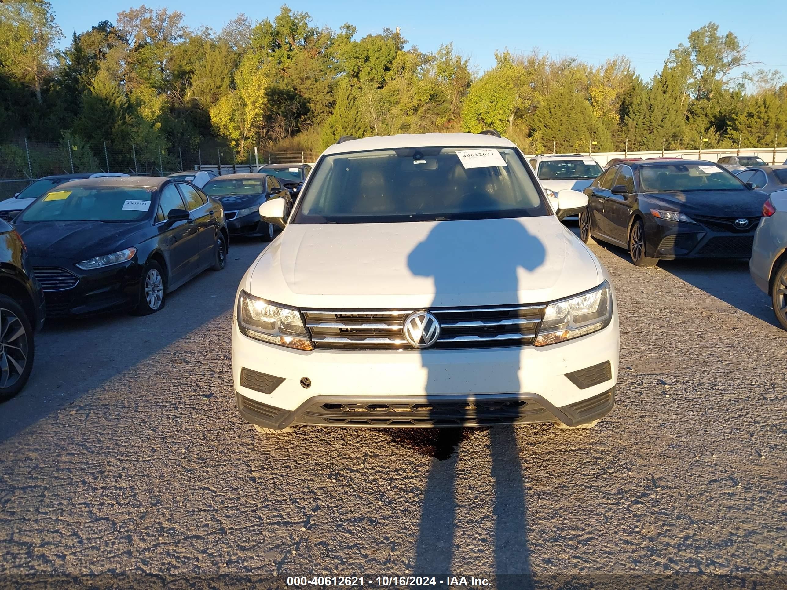 2018 Volkswagen Tiguan 2.0t Se/2.0t Sel White vin: 3VV3B7AXXJM190854