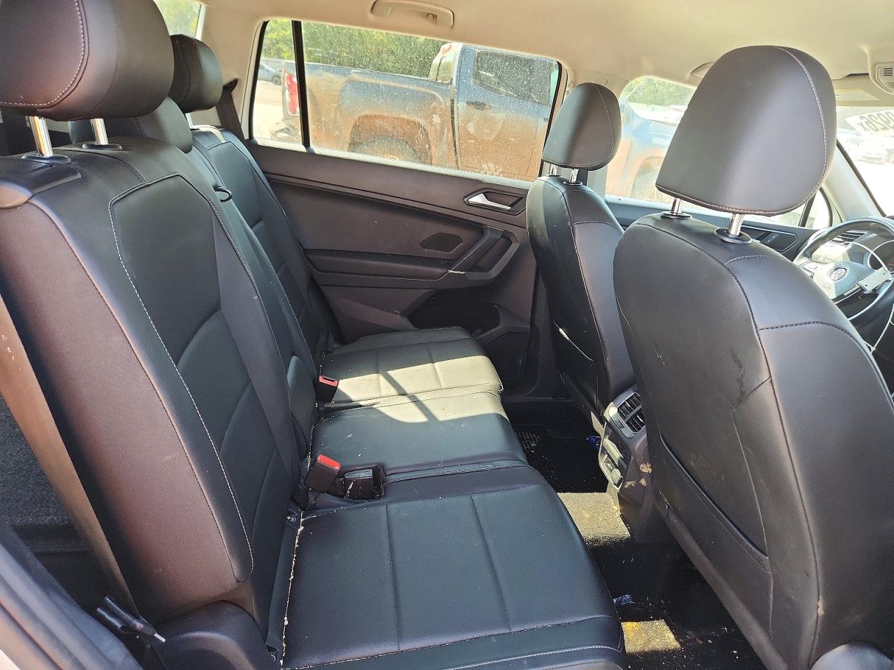 2018 Volkswagen Tiguan Se White vin: 3VV3B7AXXJM190854