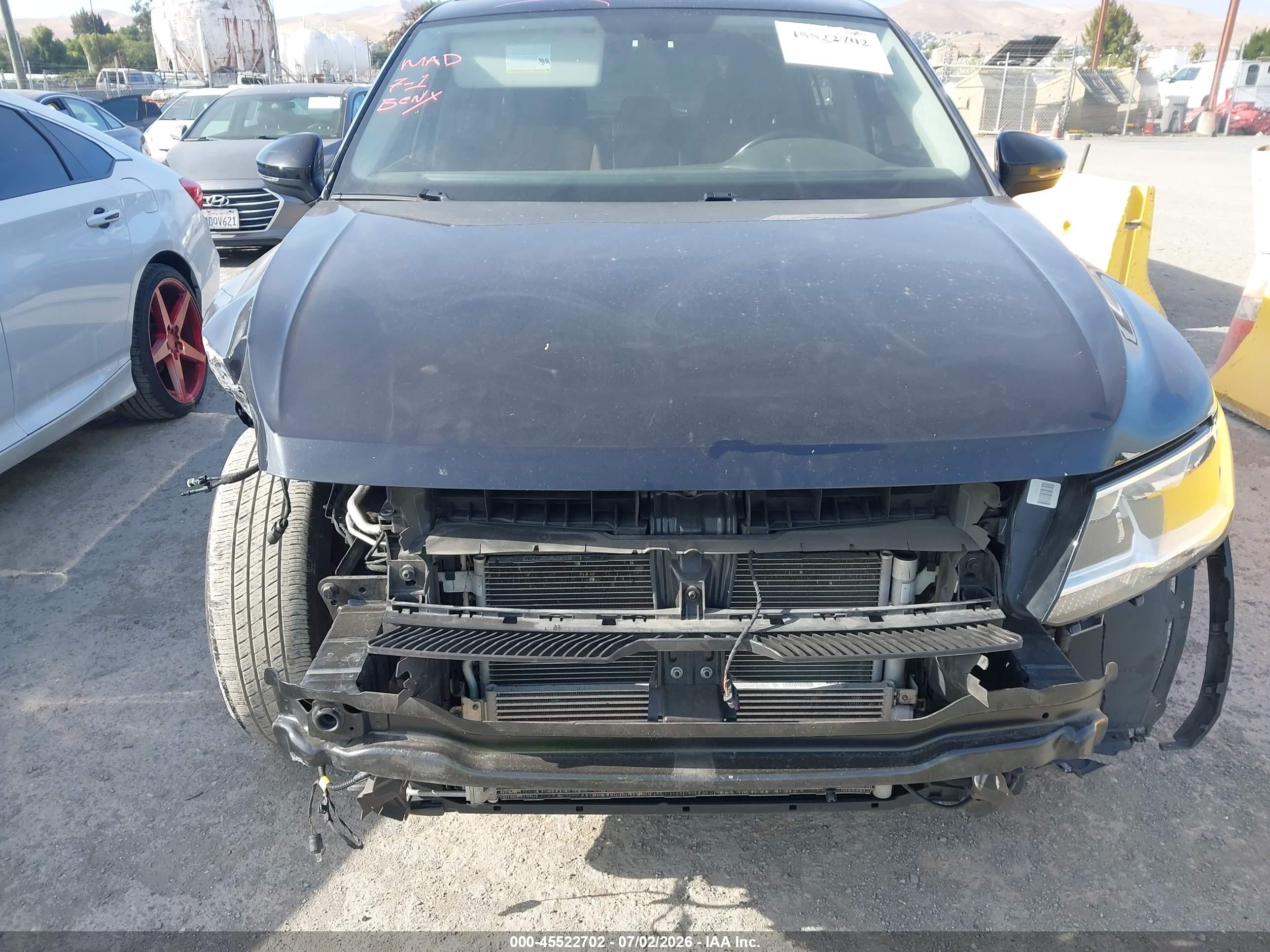 2018 Volkswagen Tiguan 2.0t Se/2.0t Sel Black vin: 3VV3B7AXXJM207300