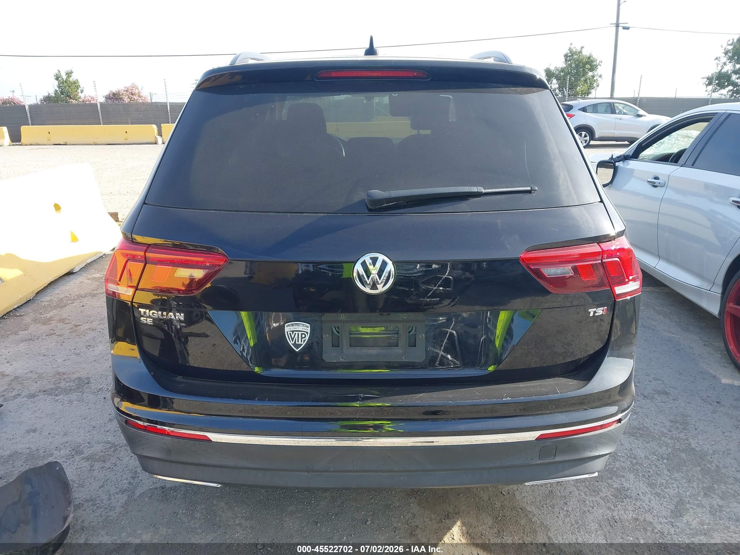 2018 Volkswagen Tiguan 2.0t Se/2.0t Sel Black vin: 3VV3B7AXXJM207300