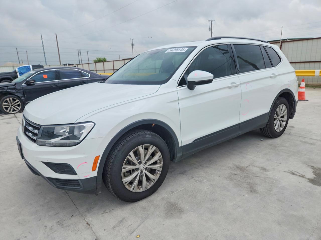 2019 Volkswagen Tiguan Se White vin: 3VV3B7AXXKM078735