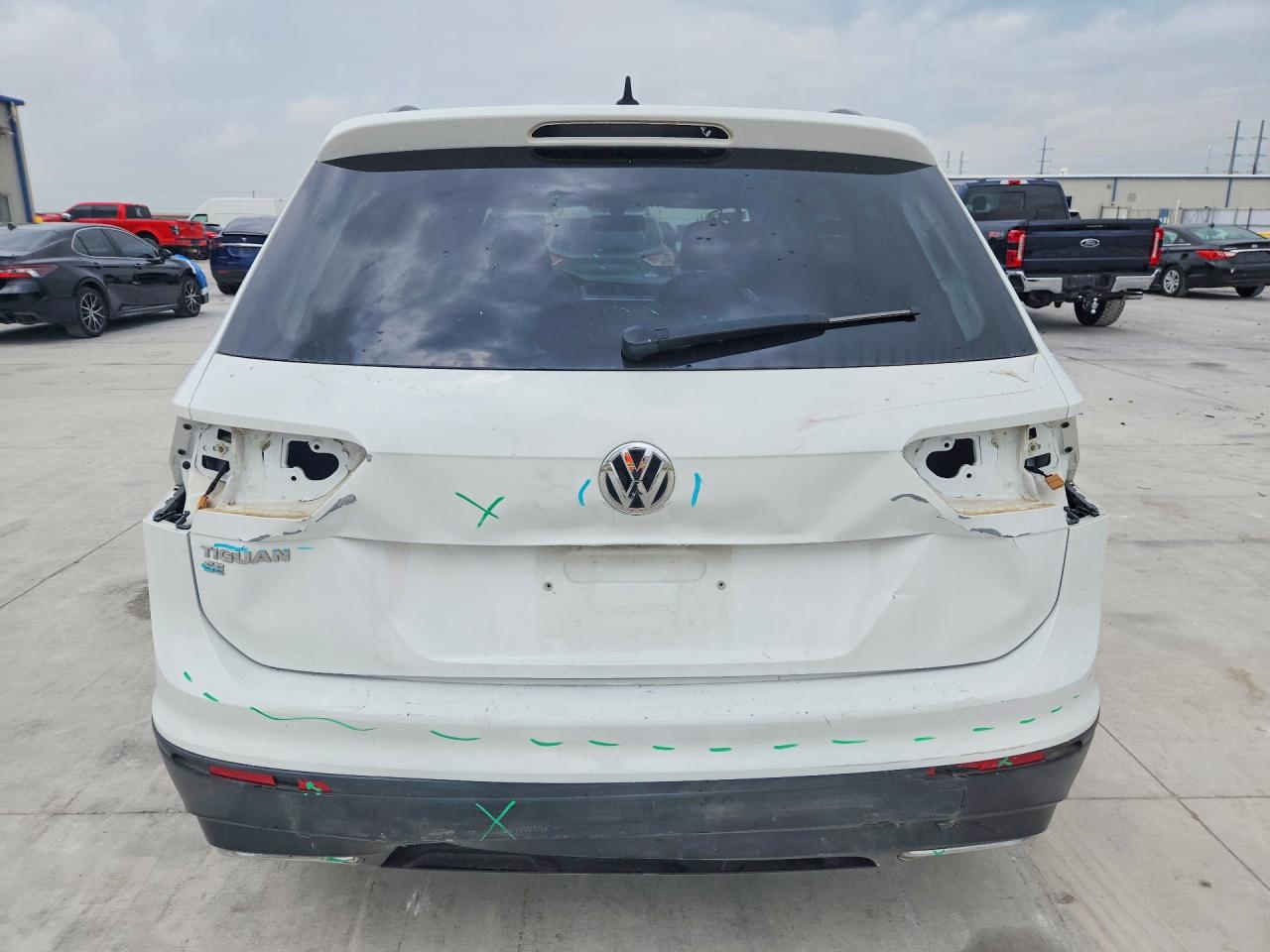 2019 Volkswagen Tiguan Se White vin: 3VV3B7AXXKM078735