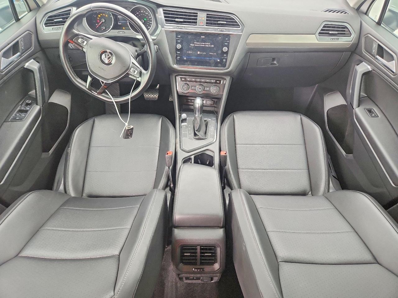 2019 Volkswagen Tiguan Se White vin: 3VV3B7AXXKM078735