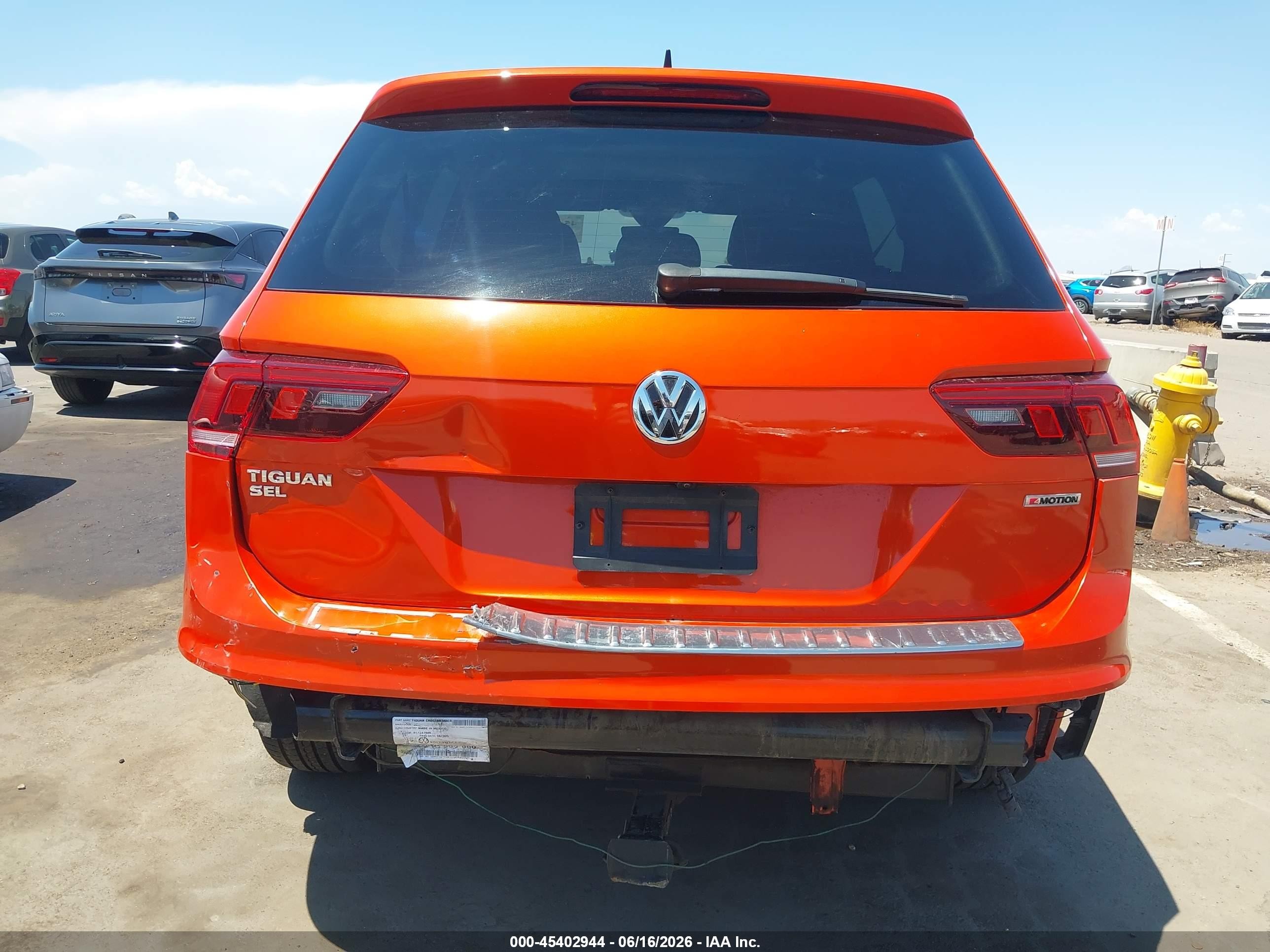 2019 Volkswagen Tiguan 2.0t Sel Premium/2.0t Sel Premium R-line Orange vin: 3VV4B7AX0KM039396