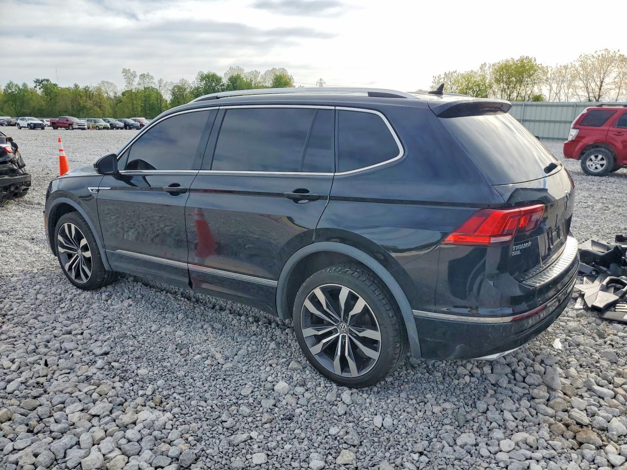 2020 Volkswagen Tiguan Sel Premium R-line Черный vin: 3VV4B7AX0LM098577